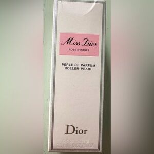 Miss Dior Roses N' Roses Perfume
